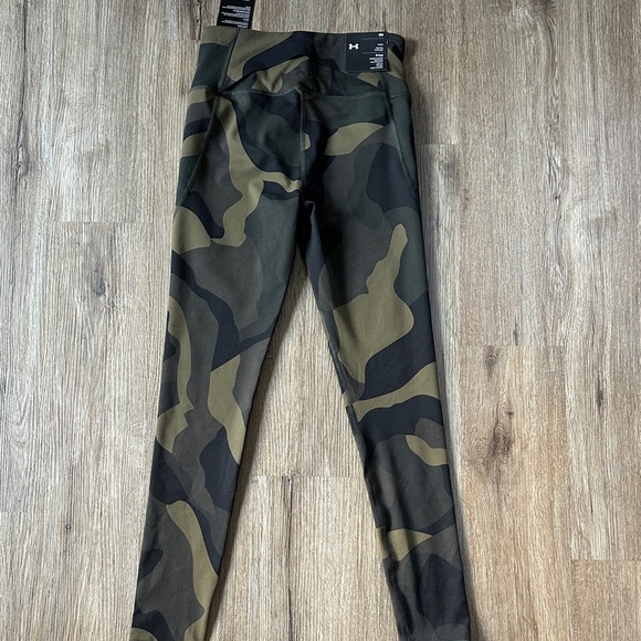 Under Armour Camouflage Leggings - Black and Green - Picture 3 of 9